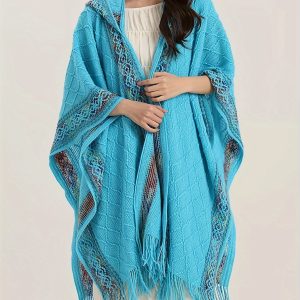 Cardigan tribal mi-saison, capuche et pompons