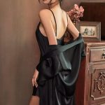 kimono en satin noir