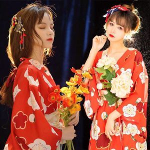 kimono japonais femme de cérémonie
