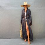 kimono noir élégant femme