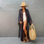 vêtement léger noir femme