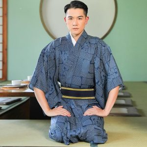 yukata élégant avec motifs japonais colorés